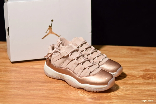 11 Air Low GS Gold Jordan Rose AH7860-105 1116
